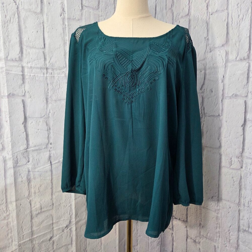 Maurices Large Emerald Teal Crochet Shoulder Detail Embroidered Chiffon Blouse